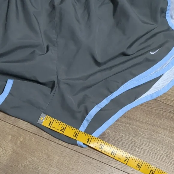 Nike dri fit running grey white blue women's shorts Size XL - Picture 7 of 8